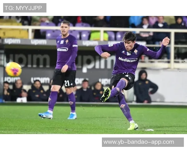 利物浦密切关注拜仁前锋奥利塞与水晶宫中场沃顿的转会动态